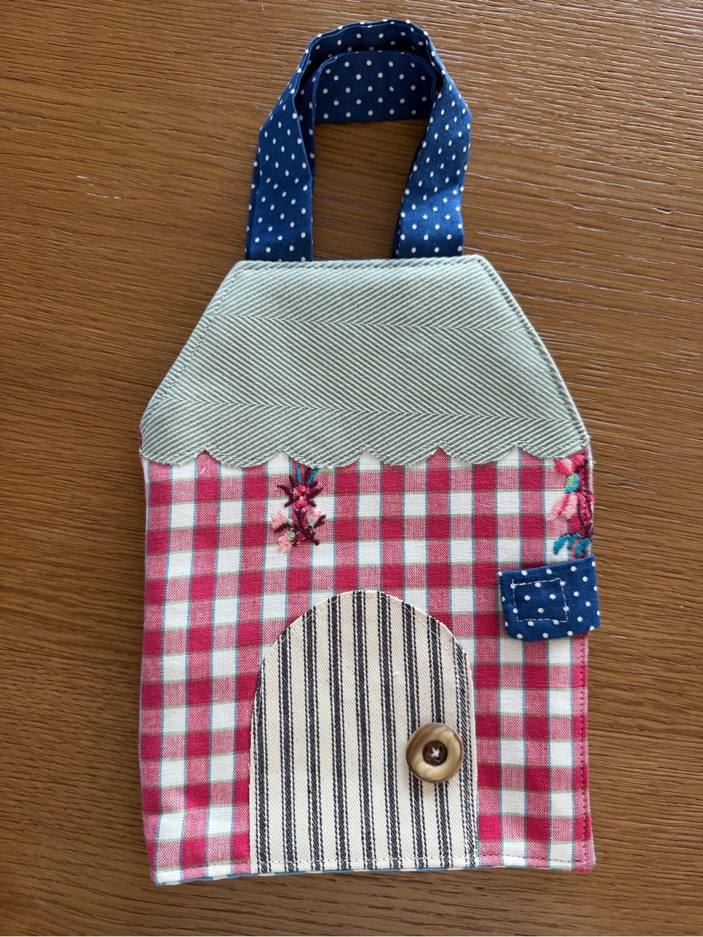 Kids Polka Dot Handle Red Plaid Fabric House Pouch